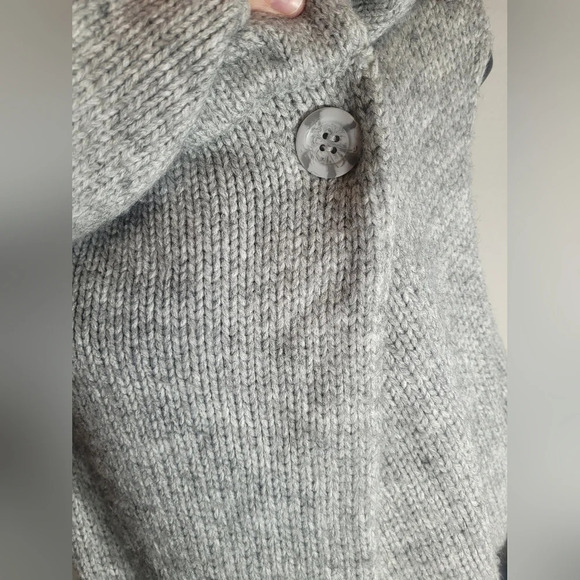 KappAhl Chunky Knit Thick Crossover Sweater Vest sz L - Picture 3 of 13